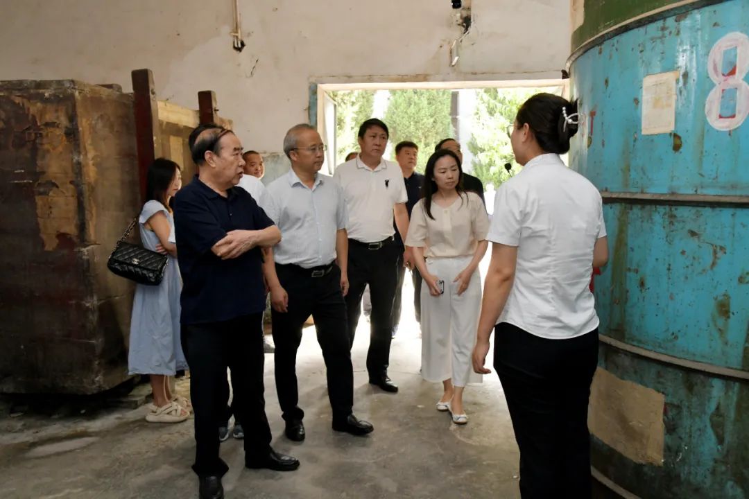 “茅盾文學獎”獲得者、中國作協(xié)副主席、陜西省作協(xié)主席賈平凹到訪陜西白水杜康